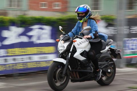 台中重機駕訓班 優惠專線 0921154707 小揚教練 高速駕訓班大重機考照